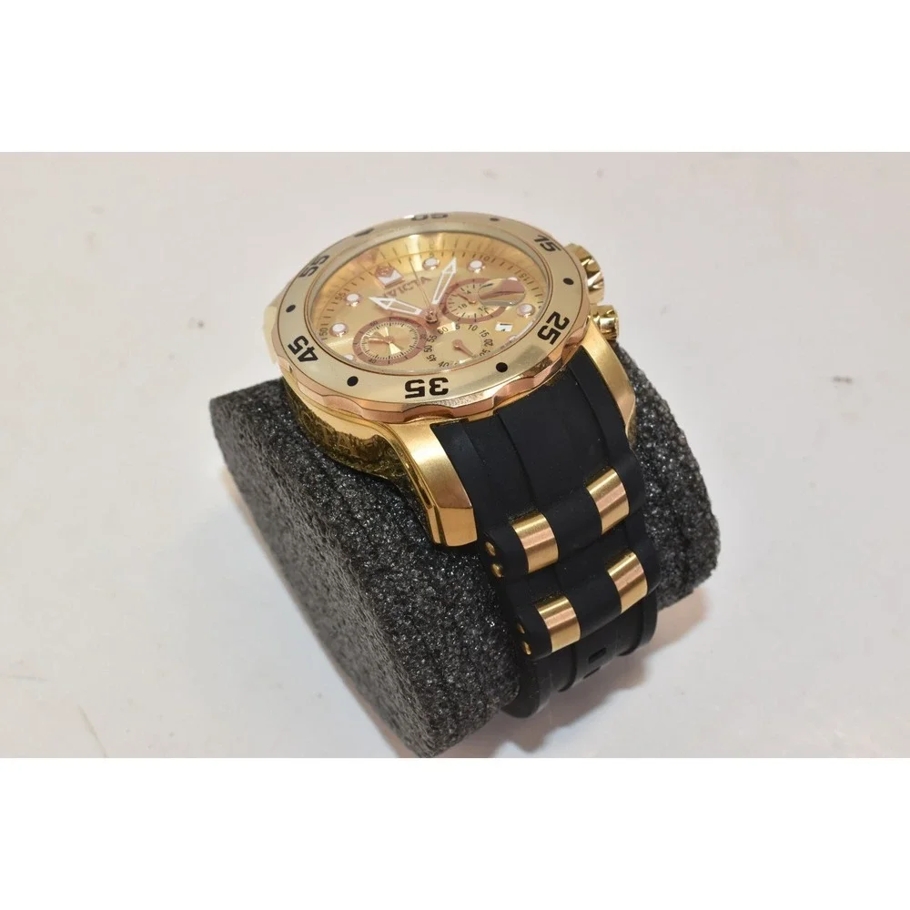 Invicta Men's Pro Diver Watch Model 17884 Gold Toned Master Of The Oceans Tested
